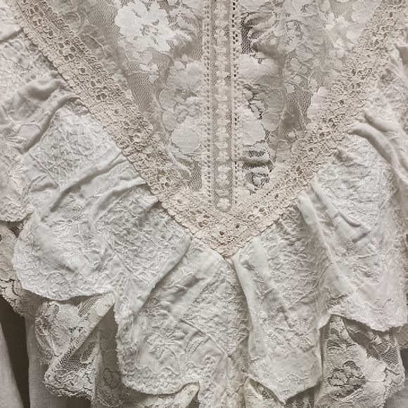 Elegant✨Lace Trim White Blouse✨Sz12 - Picture 2 of 4